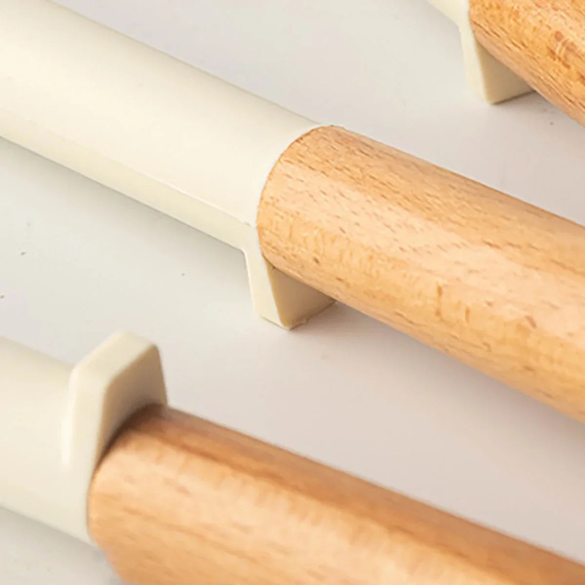 NEW Silicone Spatula Non Stick Pan Wooden Handle Silicone Vegetable