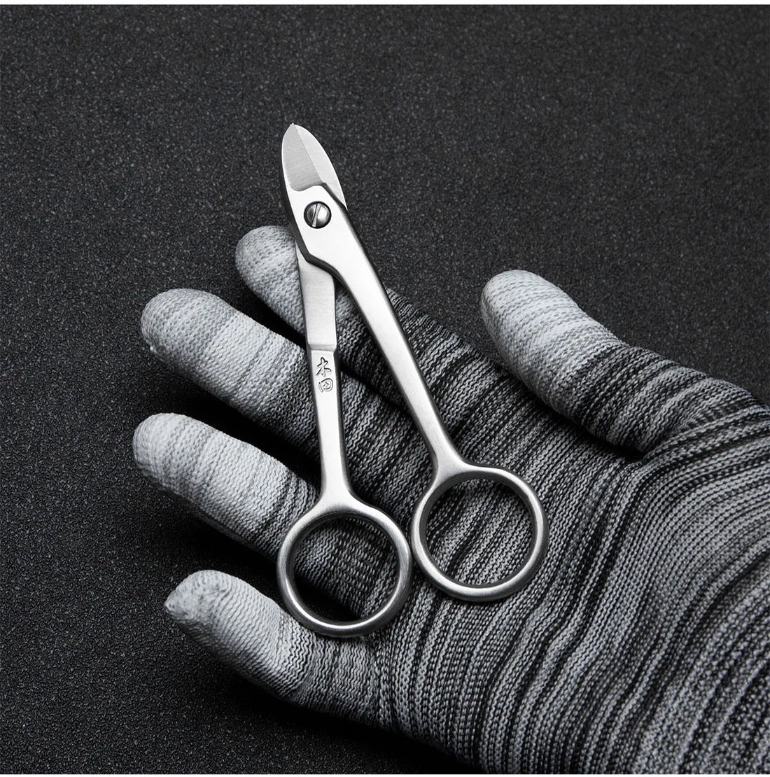 Professional grade bonsai tools wire cutter integrally forged with 4Cr13MoV