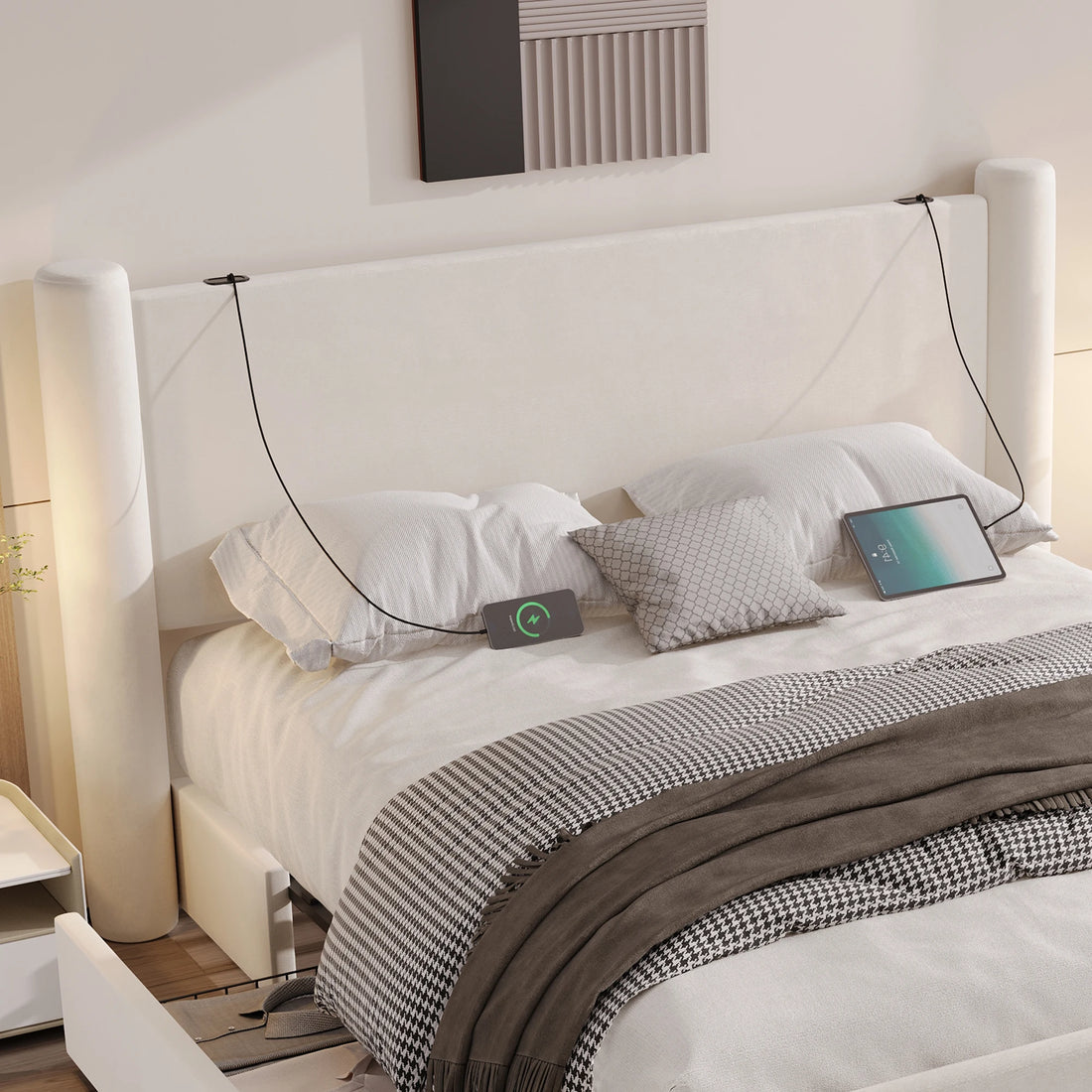 LVHOM Modern 140x200 cm Bed Frame