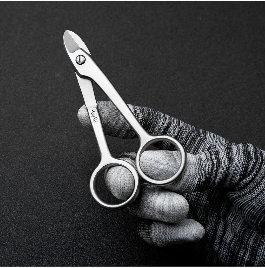 Professional grade bonsai tools wire cutter integrally forged with 4Cr13MoV