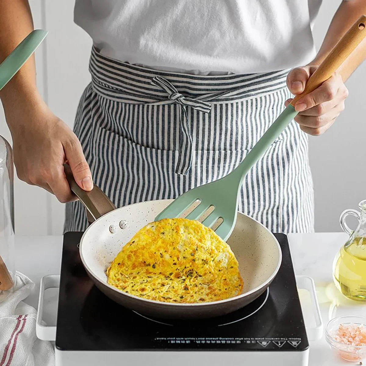 NEW Silicone Spatula Non Stick Pan Wooden Handle Silicone Vegetable