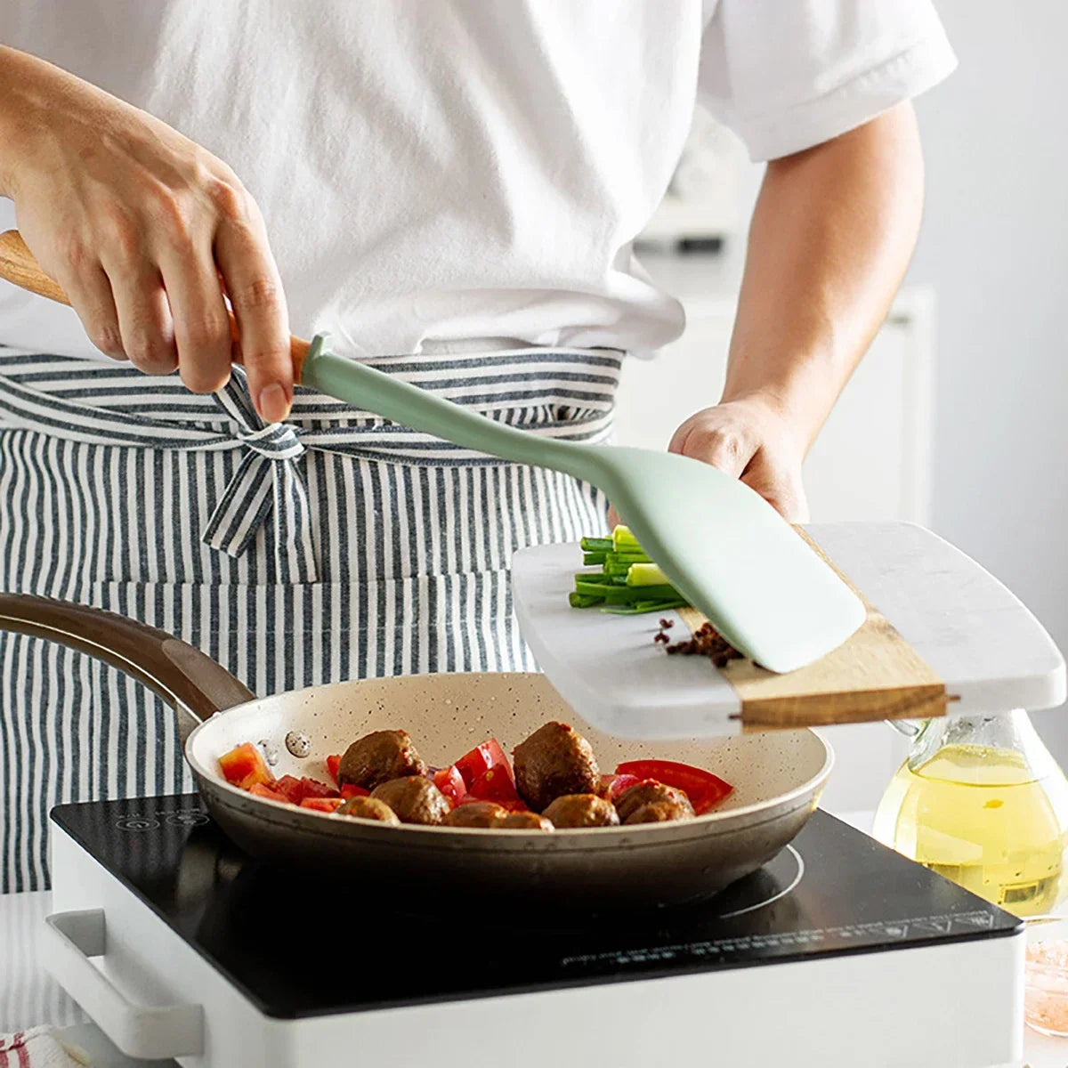 NEW Silicone Spatula Non Stick Pan Wooden Handle Silicone Vegetable